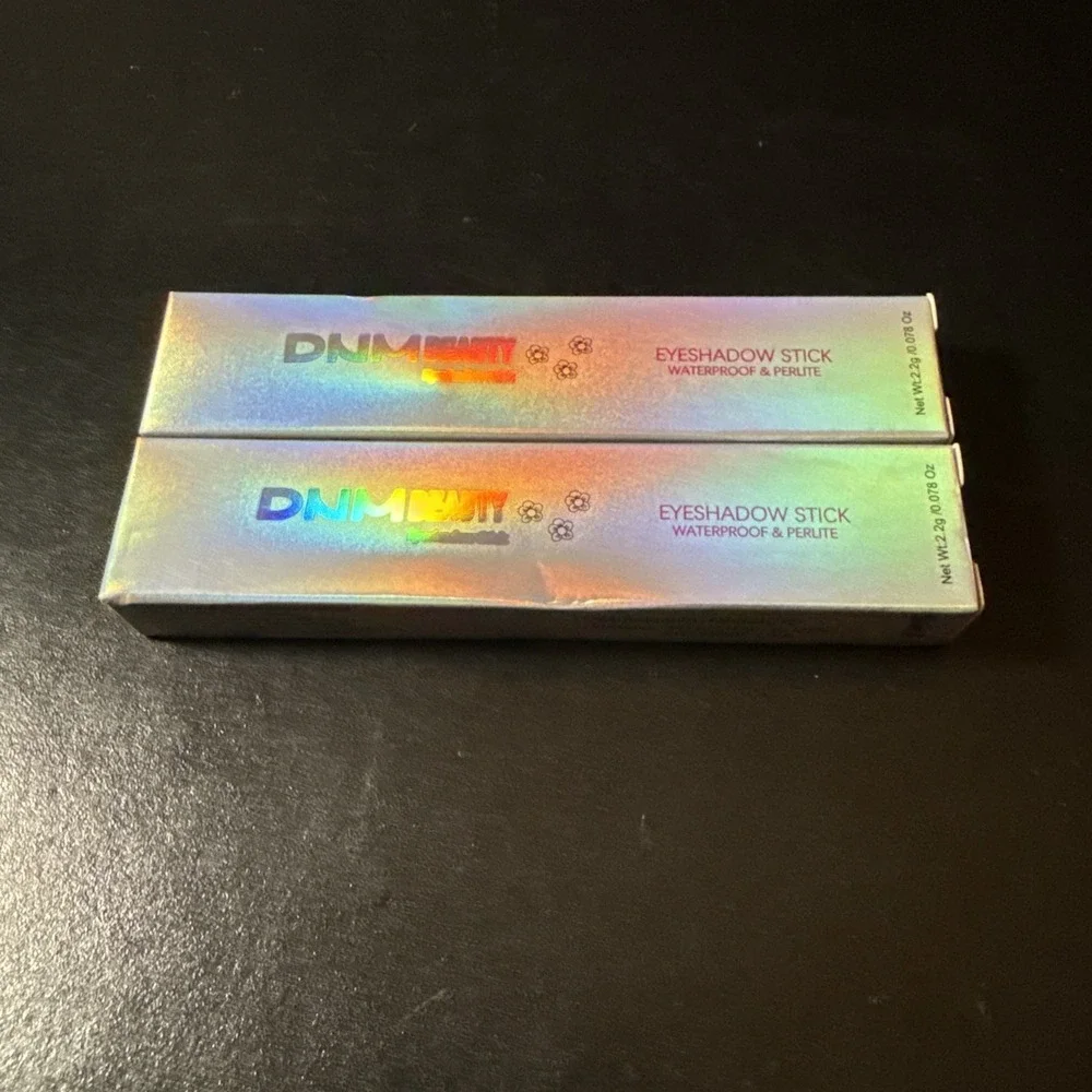 New Sealed Eyeshadow Sticks 2 Pc Cocoa Shimmer & Smoky Amethyst Waterproof DNM B